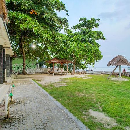 Guerilla Dive Lodge Pulau Pari Jakarta Exterior photo
